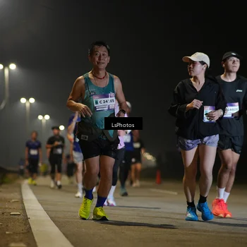 Runner Photo 7545735