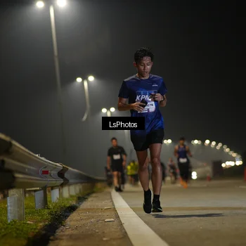 Runner Photo 7545783