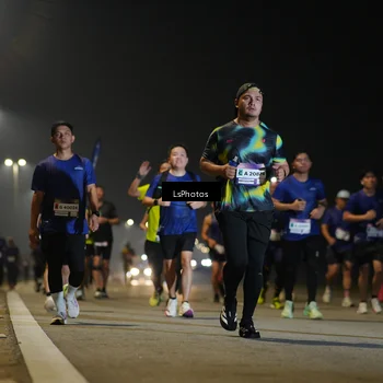 Runner Photo 7545809