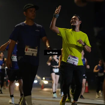 Runner Photo 7545811