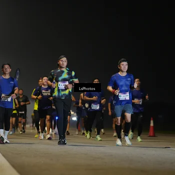 Runner Photo 7545842