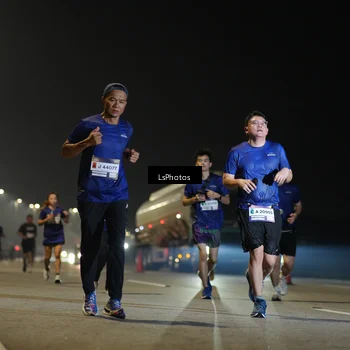 Runner Photo 7545935