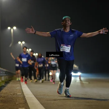 Runner Photo 7545952