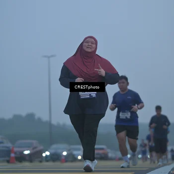 Runner Photo 7545972