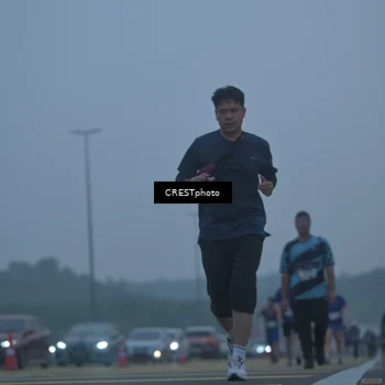Runner Photo 7546004