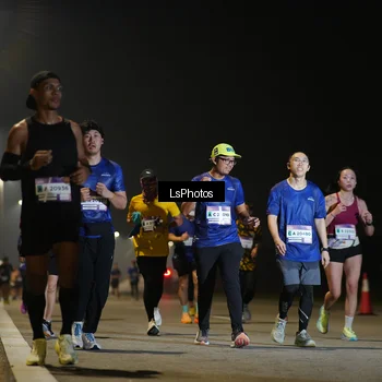 Runner Photo 7546012