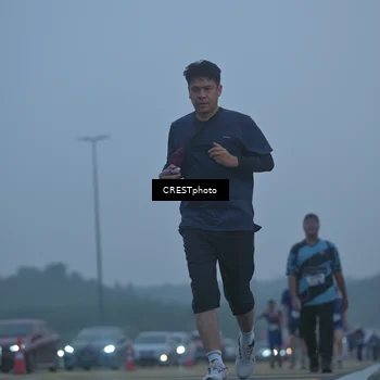 Runner Photo 7546023