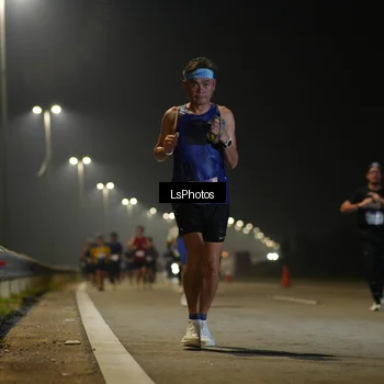 Runner Photo 7546025