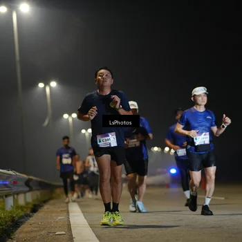 Runner Photo 7546042