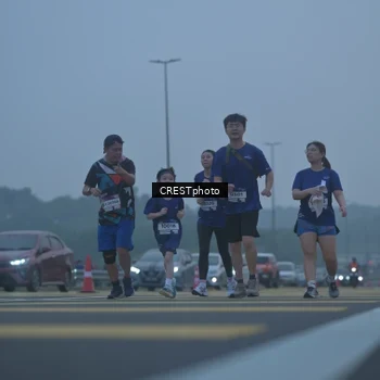Runner Photo 7546044