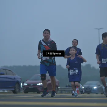 Runner Photo 7546070