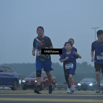 Runner Photo 7546071