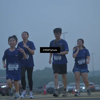 Runner Photo 7546073