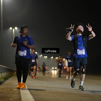 Runner Photo 7546101