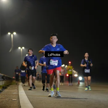 Runner Photo 7546172