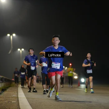 Runner Photo 7546176