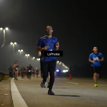 Runner Photo 7546273