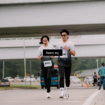 Runner Photo 7546334