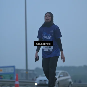 Runner Photo 7546339