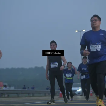 Runner Photo 7546371