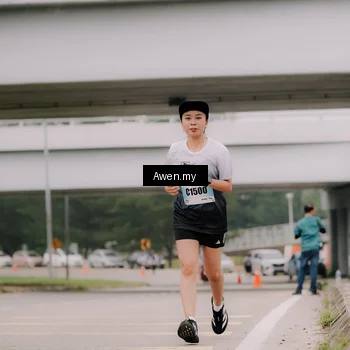 Runner Photo 7546413