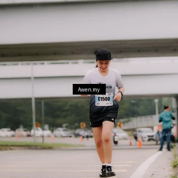 Runner Photo 7546415