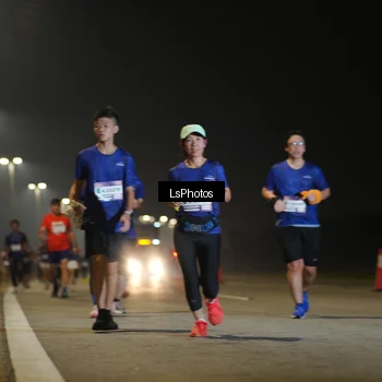 Runner Photo 7546435