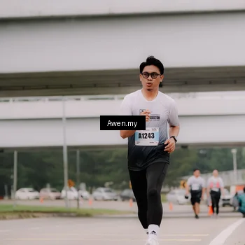 Runner Photo 7546442