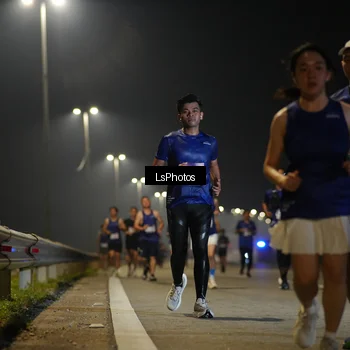 Runner Photo 7546449