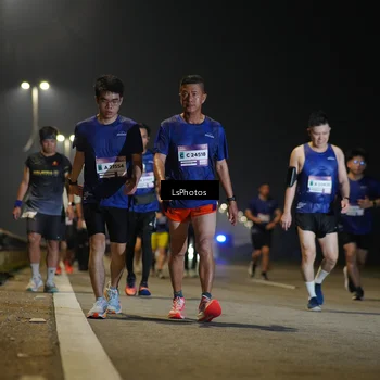 Runner Photo 7546474