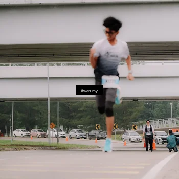 Runner Photo 7546570