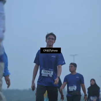 Runner Photo 7546573