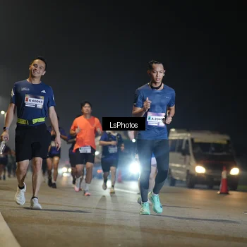 Runner Photo 7546639