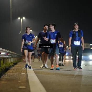 Runner Photo 7546673