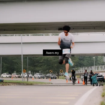 Runner Photo 7546677