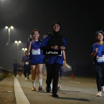 Runner Photo 7546685
