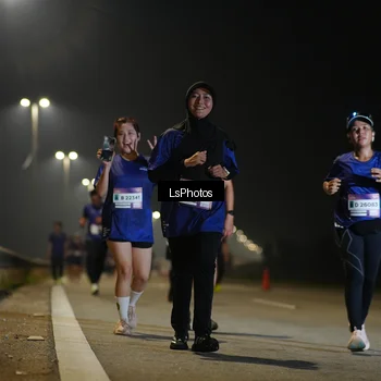 Runner Photo 7546686
