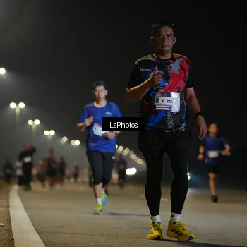 Runner Photo 7546765
