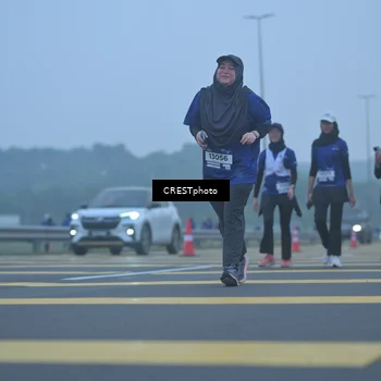 Runner Photo 7546835