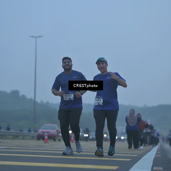 Runner Photo 7546887