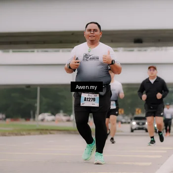 Runner Photo 7546973