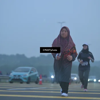 Runner Photo 7546985