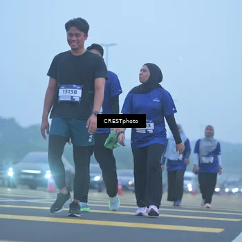 Runner Photo 7547038