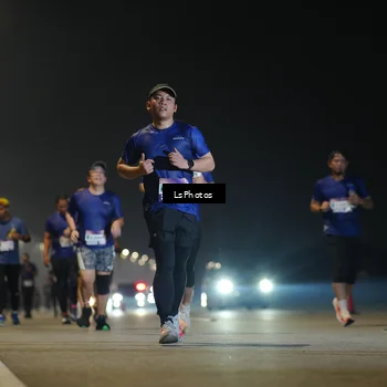 Runner Photo 7547069