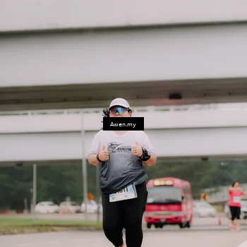 Runner Photo 7547092