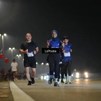 Runner Photo 7547112