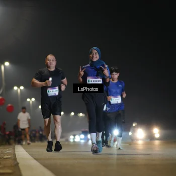 Runner Photo 7547124