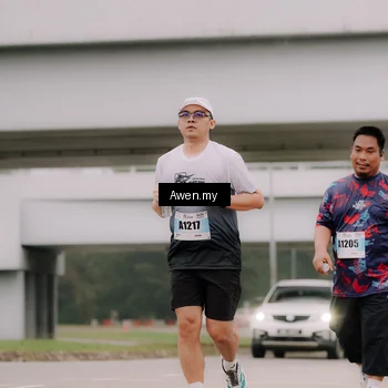 Runner Photo 7547143