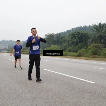 Runner Photo 7547253