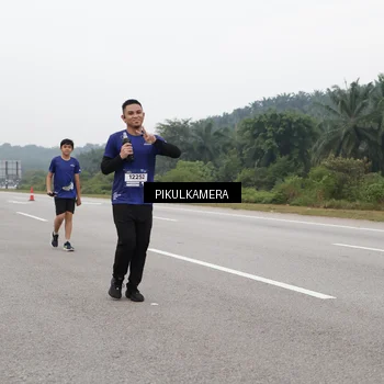 Runner Photo 7547375